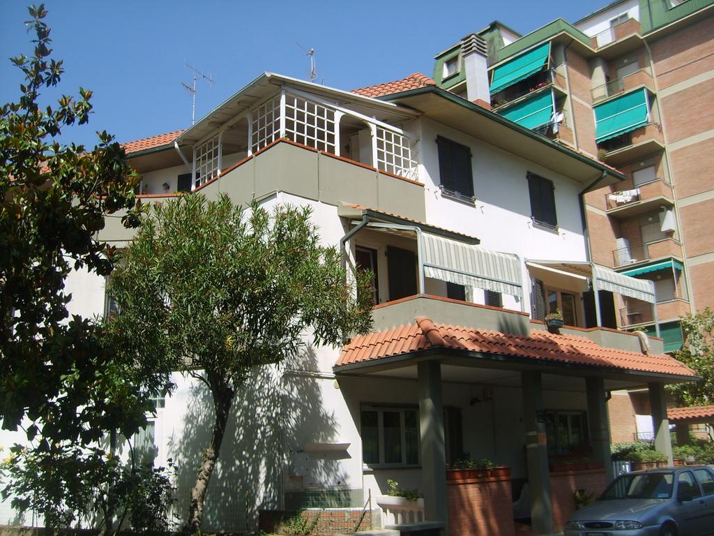 Casa Margherita Affittacamere B&B Follonica Exterior foto